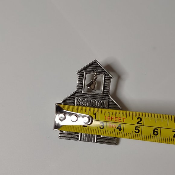 Metal School House With Bell Brooch - Picture 7 of 8